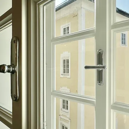 Krone 1512 3* Salzburgo