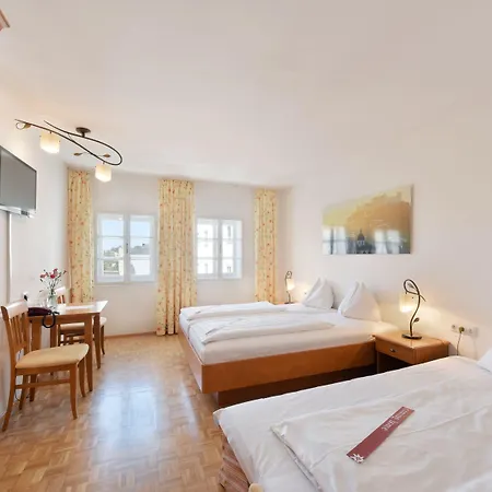 Otel Krone 1512