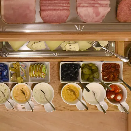 فندق كرون 1512