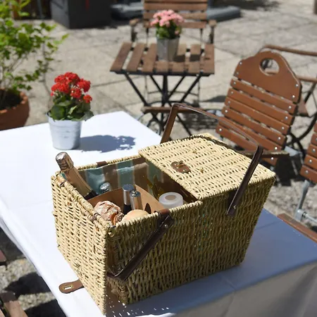 Otel Krone 1512 Salzburg