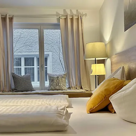 Otel Krone 1512 Salzburg
