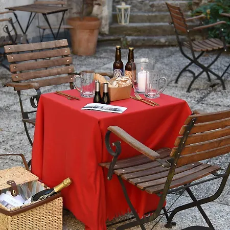 Hotel Krone 1512