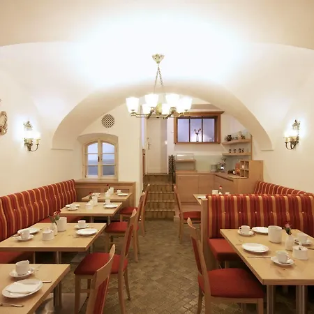 Krone 1512 Hotel 3*