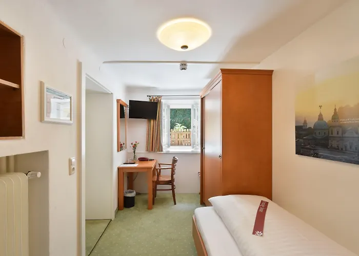 Krone 1512 3* Salzburgo